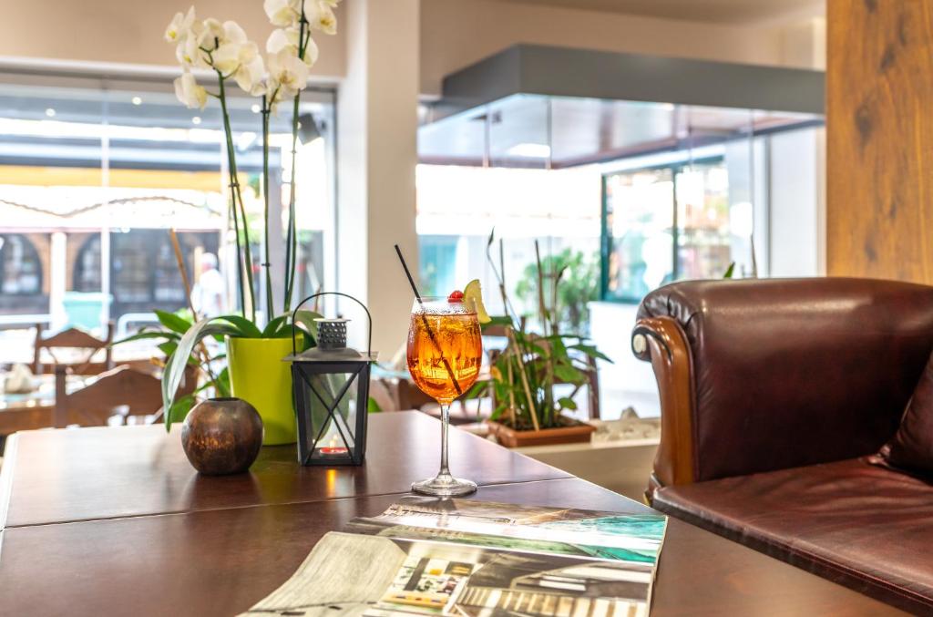 Paralia Boutique Hotel Reception